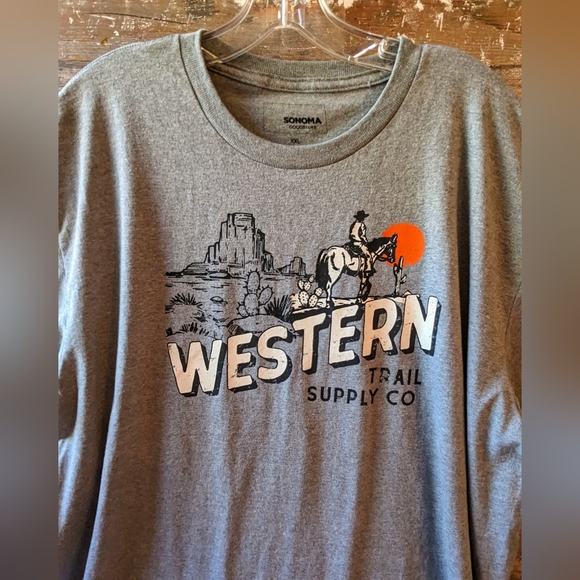 2/$10 Sonoma Goods Life Western Trail Supply Logo Heather Gray Tee - Picture 2 of 14